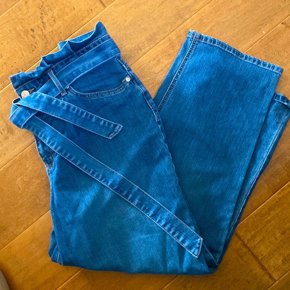 Paperbag-Waist Jeans with Tie